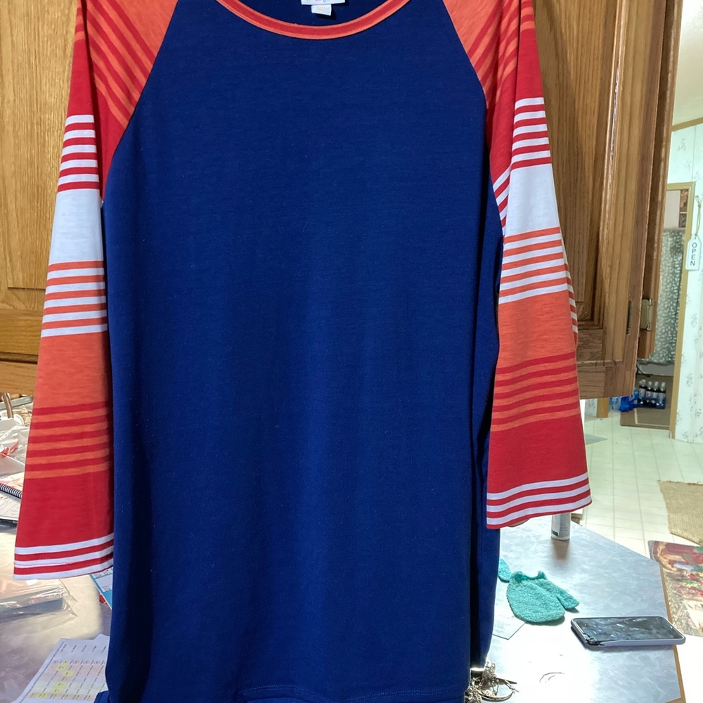 Lula Roe Size XL.  Worn two times.  Smoke free home, well taken care of.